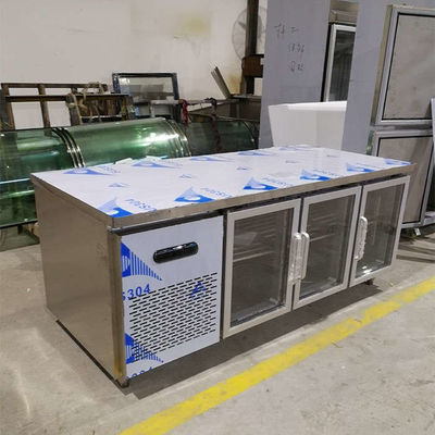 Permukaan Halus 300W 3 Pintu Di Bawah Counter Chiller